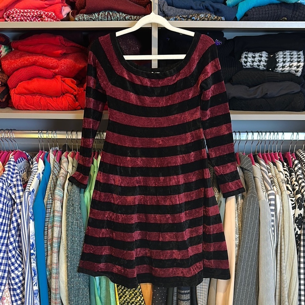 Ronny Kobo burgundy/black striped long sleeve velour dress size S